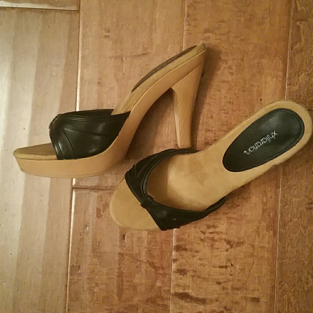 Xhilaration black high heels
